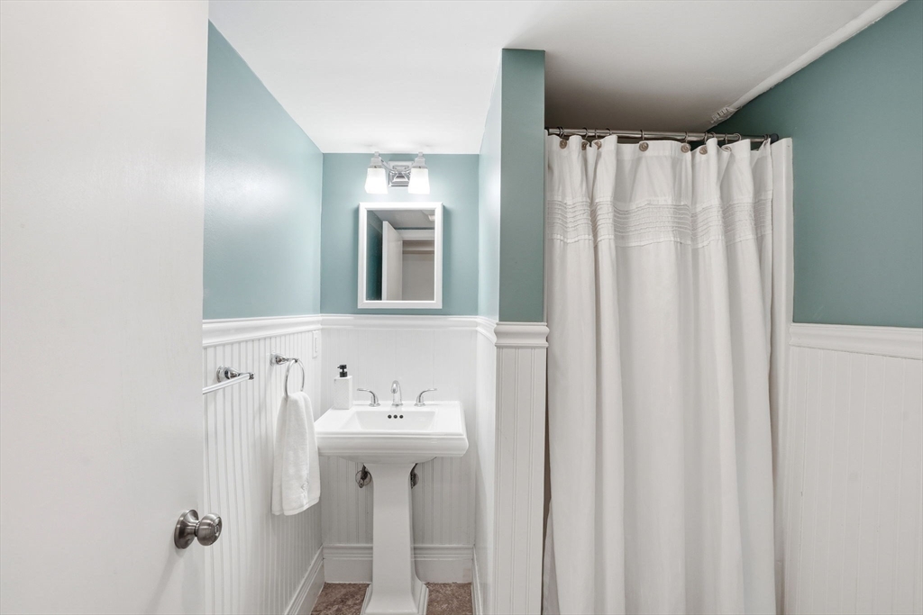 252 Washington St, Arlington, MA Photo #27