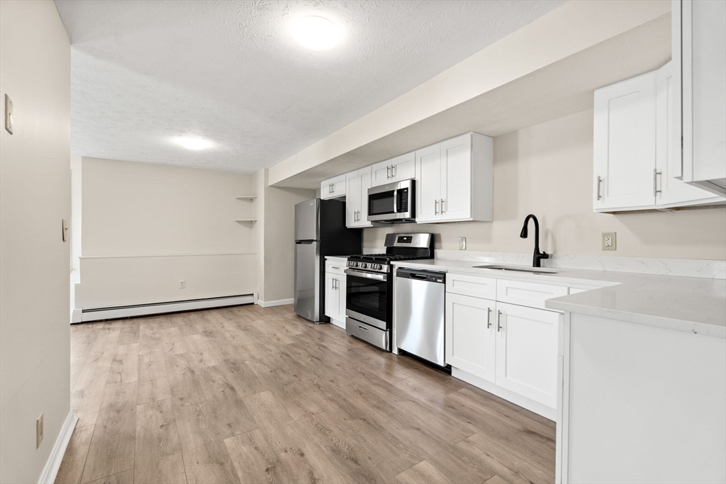 204 Wilson St 204
