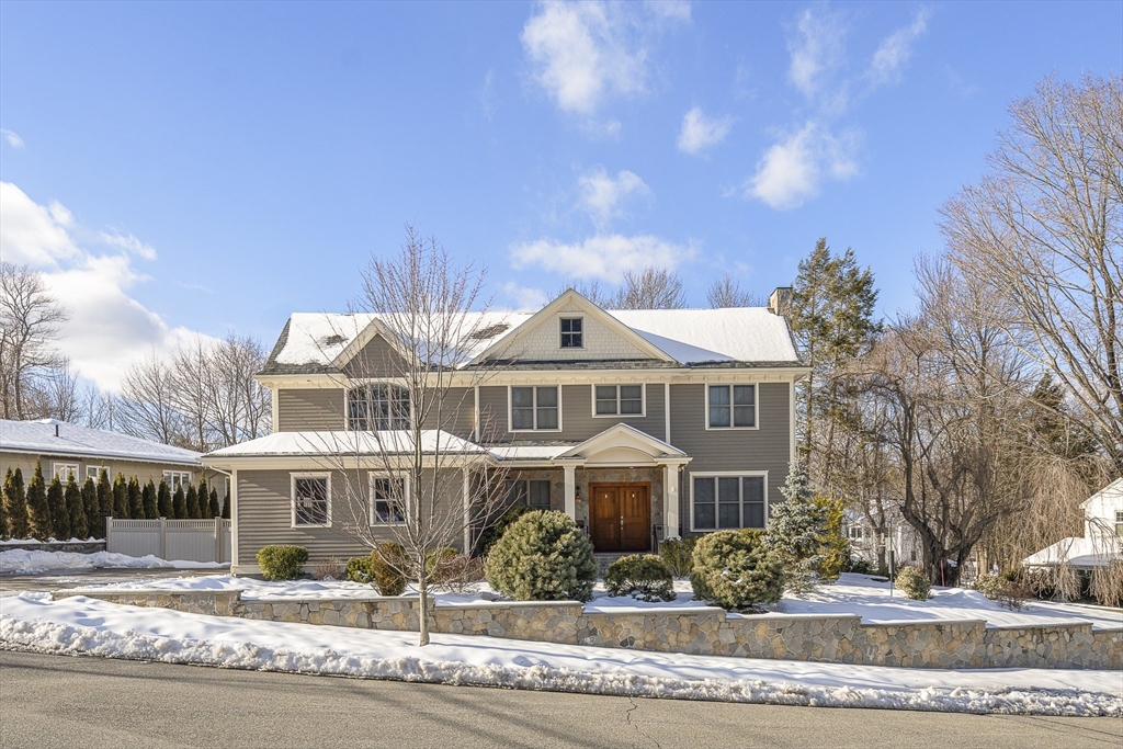 73 Wendell Rd