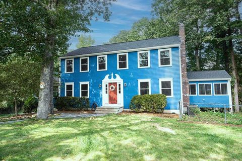 30 Powderhorn Ln Holliston MA 01746