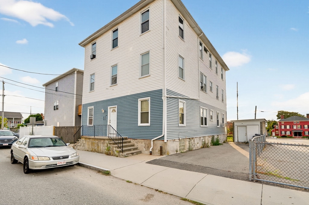 130 High St
