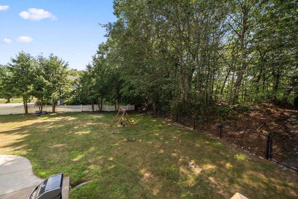 86 Maplewood Dr, Hanover, MA Photo #21