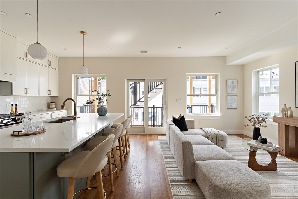 12 Geneva Street 303