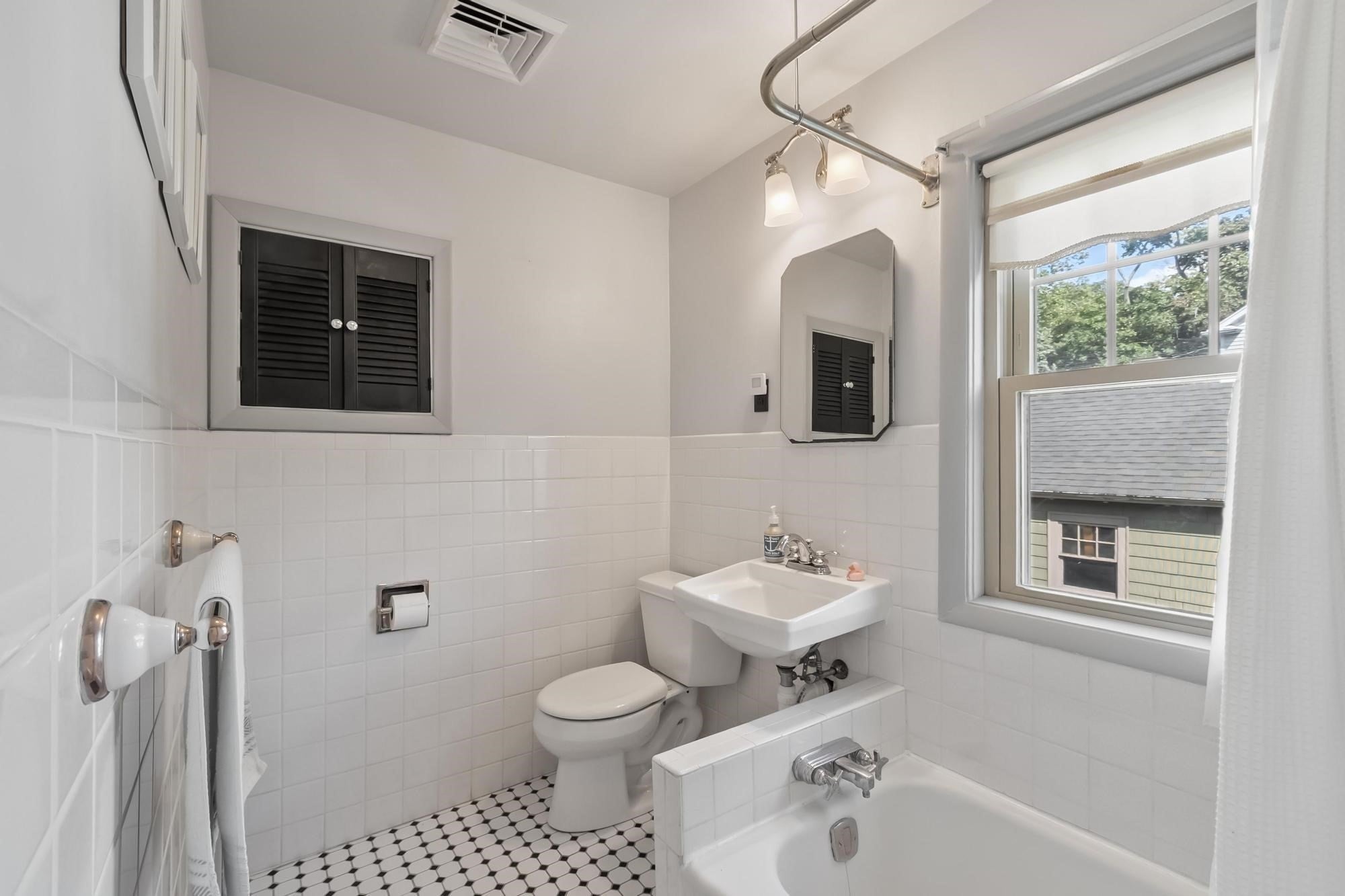 73 Summer Street, Stoneham, MA Photo #14