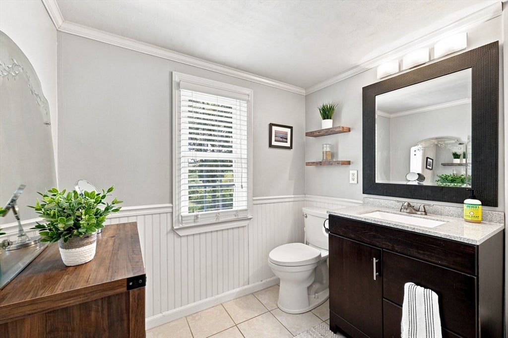 17 Savoy Ave, East Longmeadow, MA Photo #36