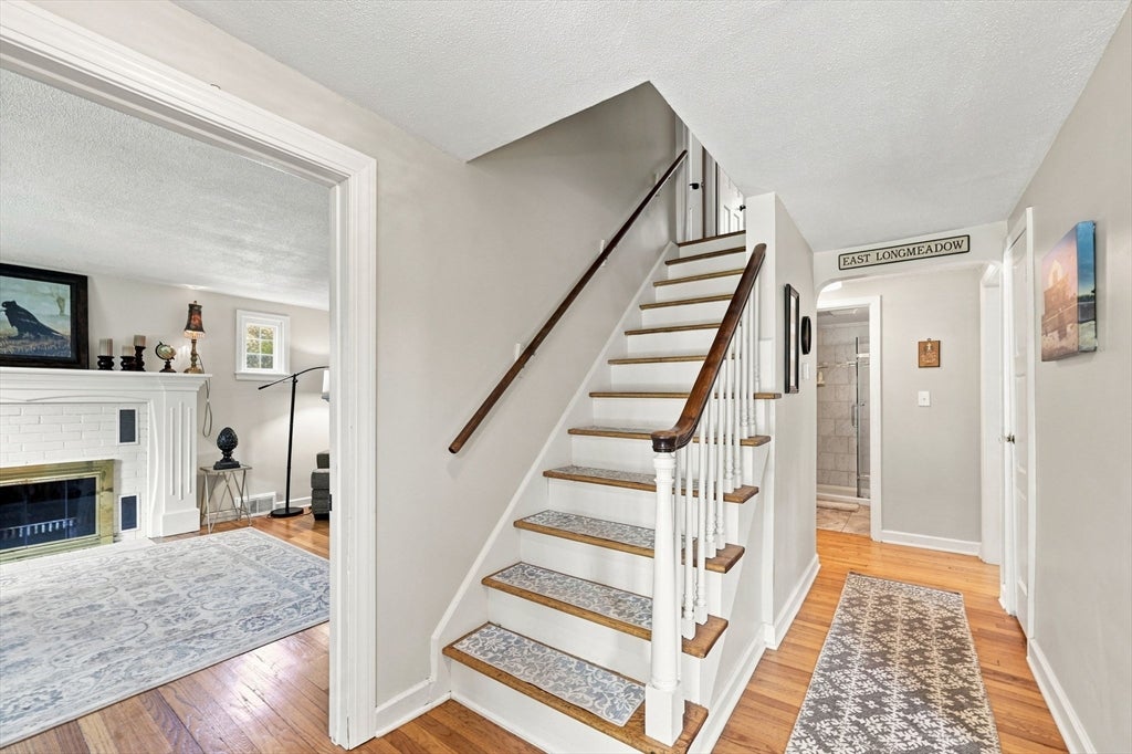 17 Savoy Ave, East Longmeadow, MA Photo #28