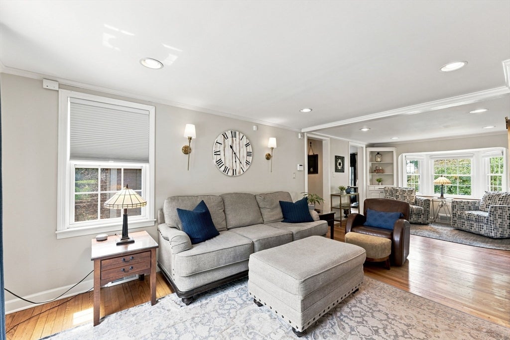 17 Savoy Ave, East Longmeadow, MA Photo #12