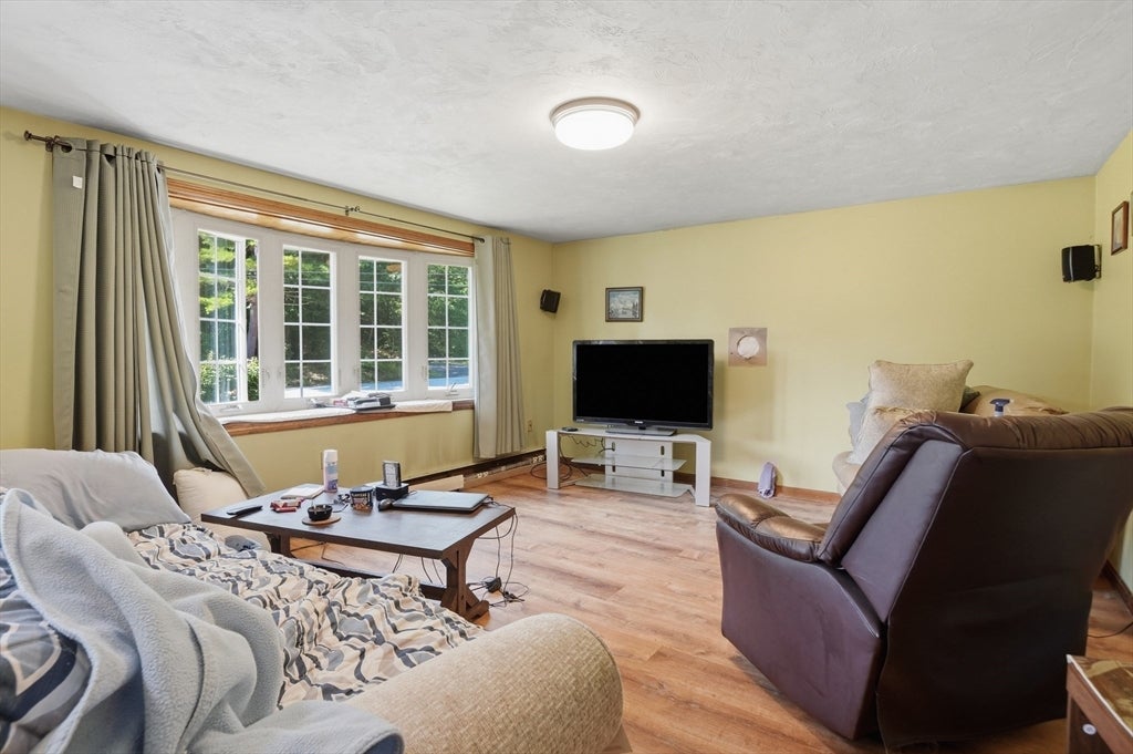 144 Airport Road, Gardner, MA, 144 Airport Road, Gardner, MA Photo #9