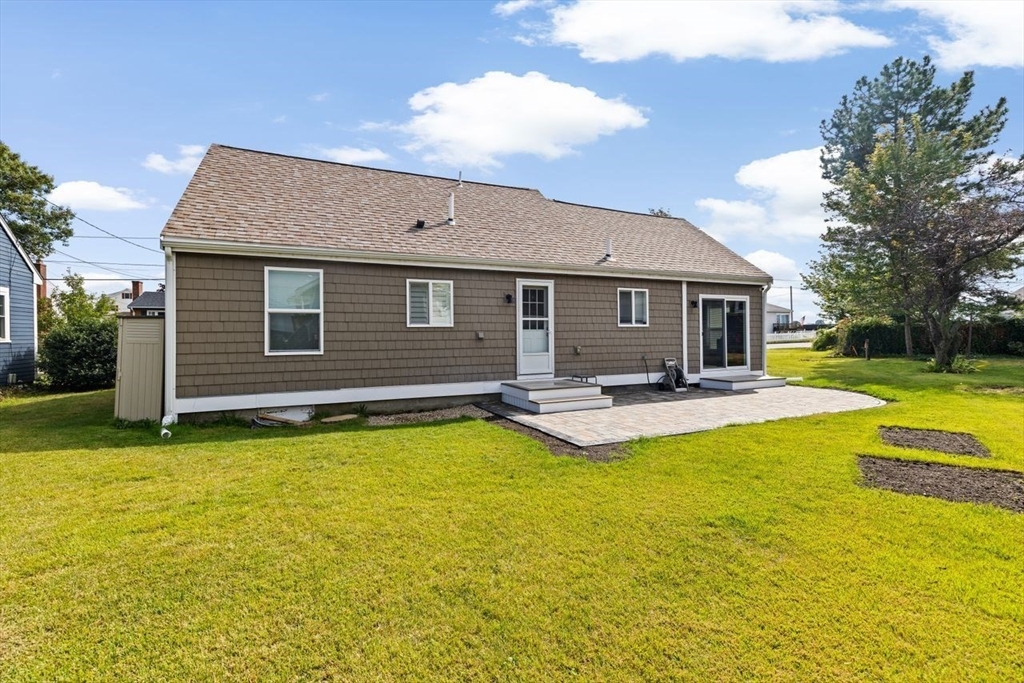 15 Packard Ave, Hull, MA Photo #3