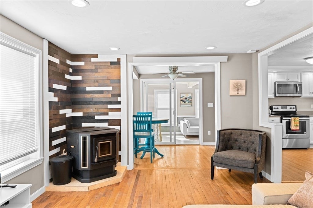 15 Packard Ave, Hull, MA Photo #7