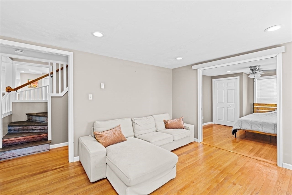 15 Packard Ave, Hull, MA Photo #8