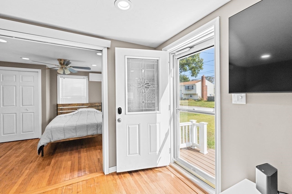 15 Packard Ave, Hull, MA Photo #5