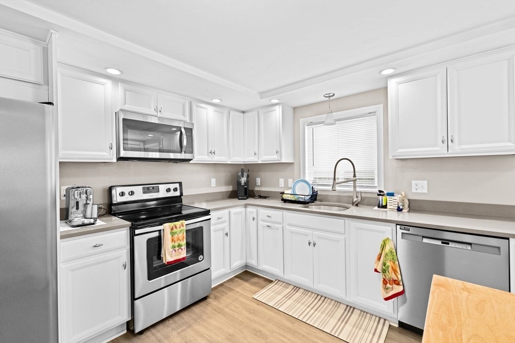 15 Packard Ave, Hull, MA Photo #13