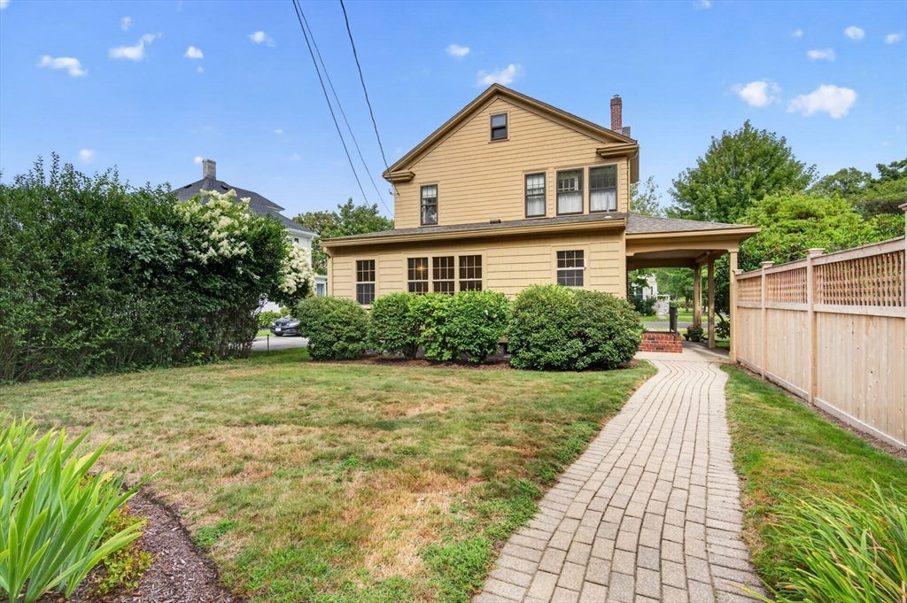33 Lexington Ave, Haverhill, MA Photo #28