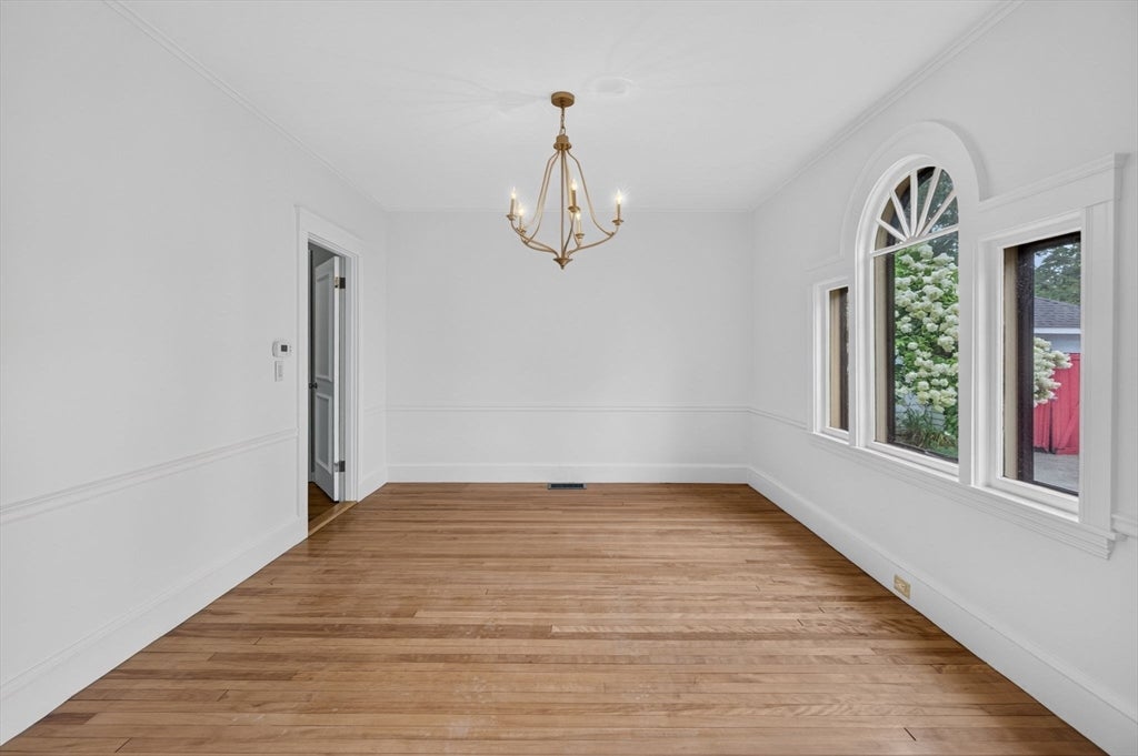 33 Lexington Ave, Haverhill, MA Photo #8