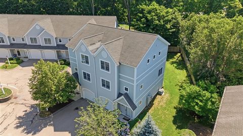 Photo of 140 Commonwealth Ave #7, North Attleboro, MA 02760 (MLS # 73554197)