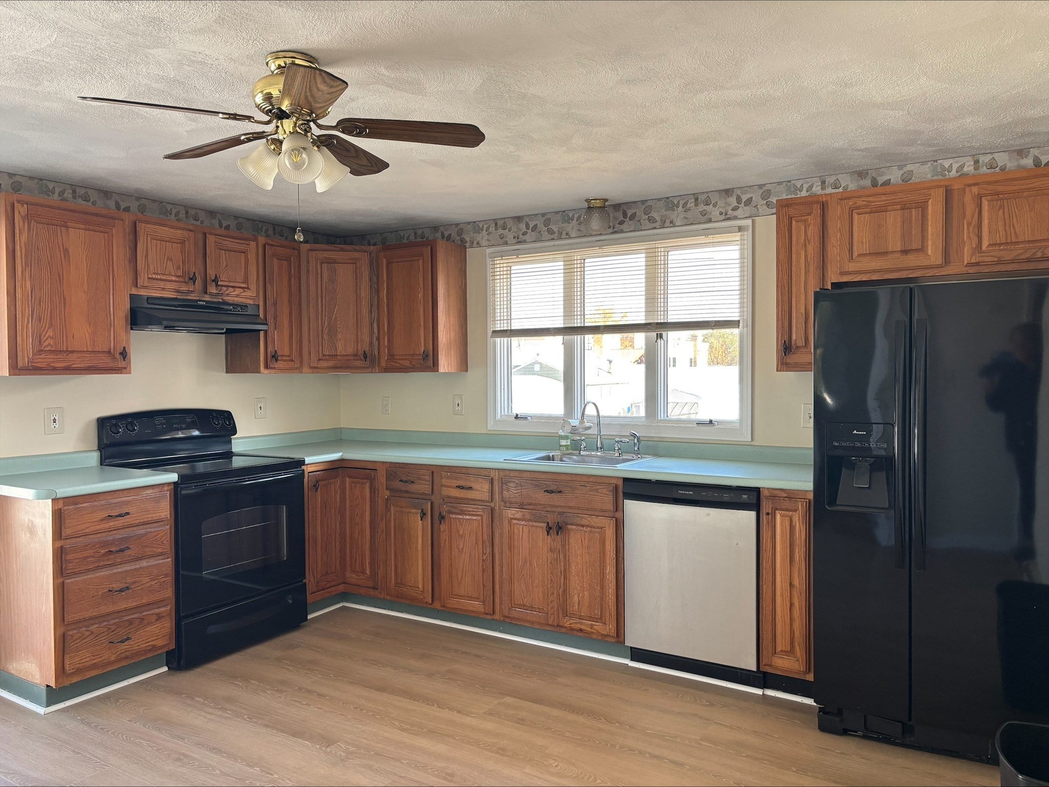 18 Colab Rd #1, Tewksbury, MA, 18 Colab Rd #1, Tewksbury, MA Photo #4