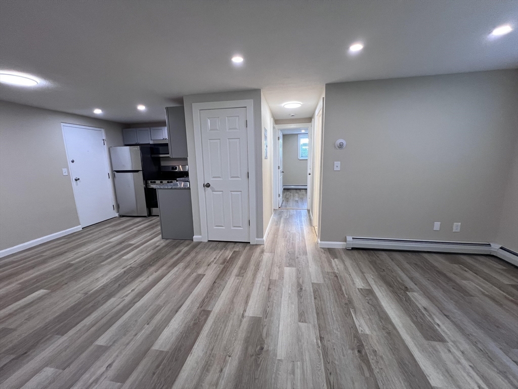 12 Woodland St 12