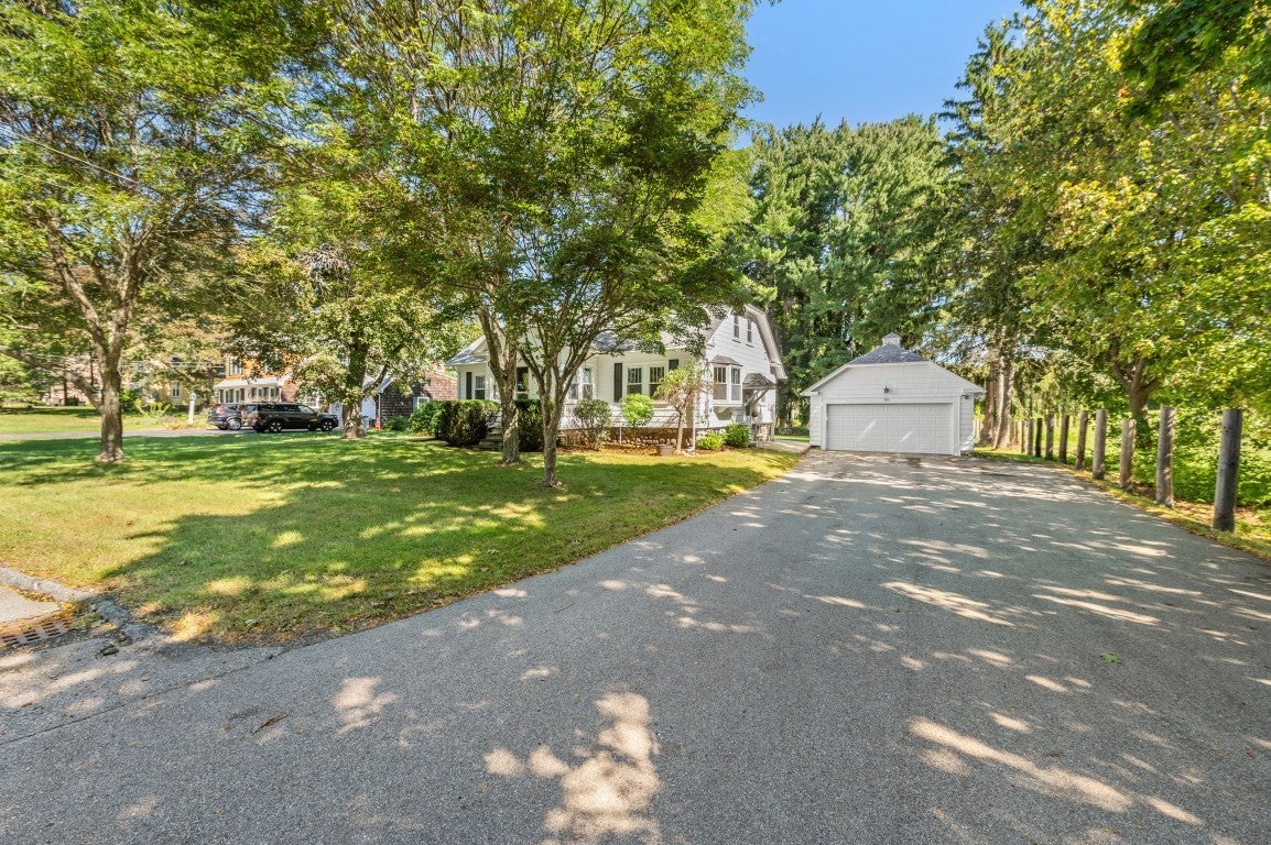 65 Walnut Street, Shrewsbury, MA Photo #4
