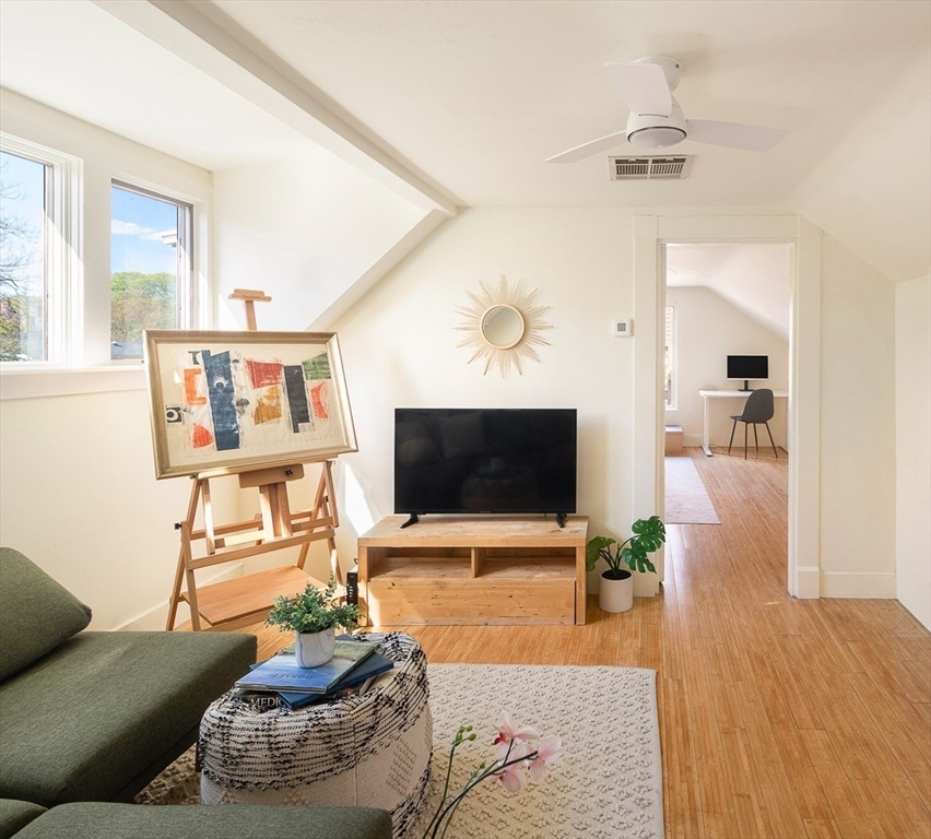 185 Hamilton St 3