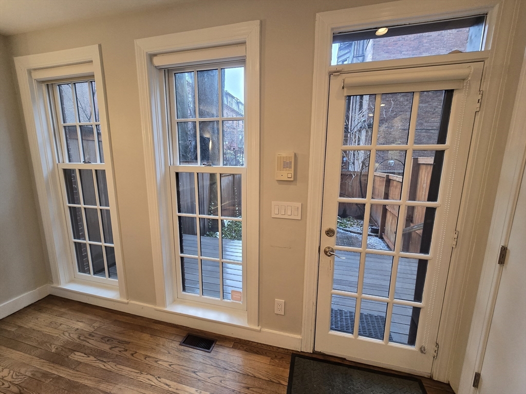 42 Clarendon Street 1