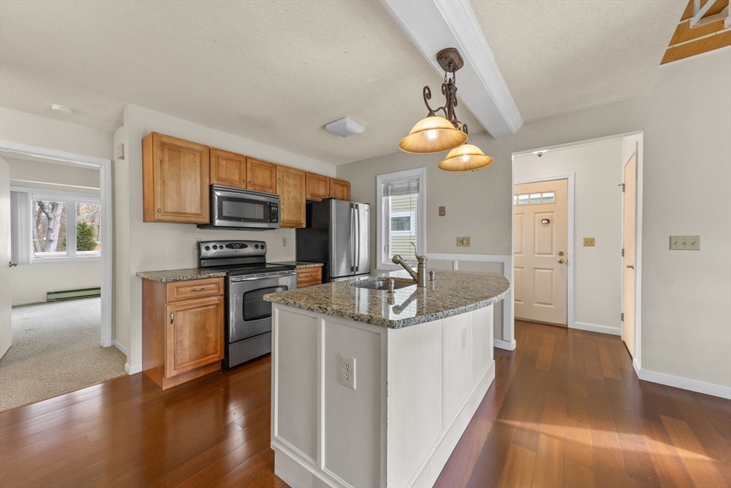 210 Billington Ln 210