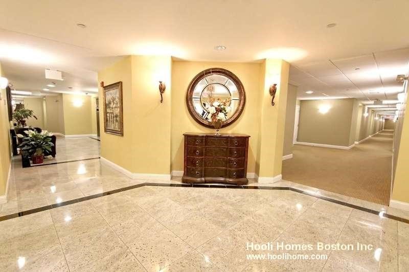 120 Wyllis Ave 424