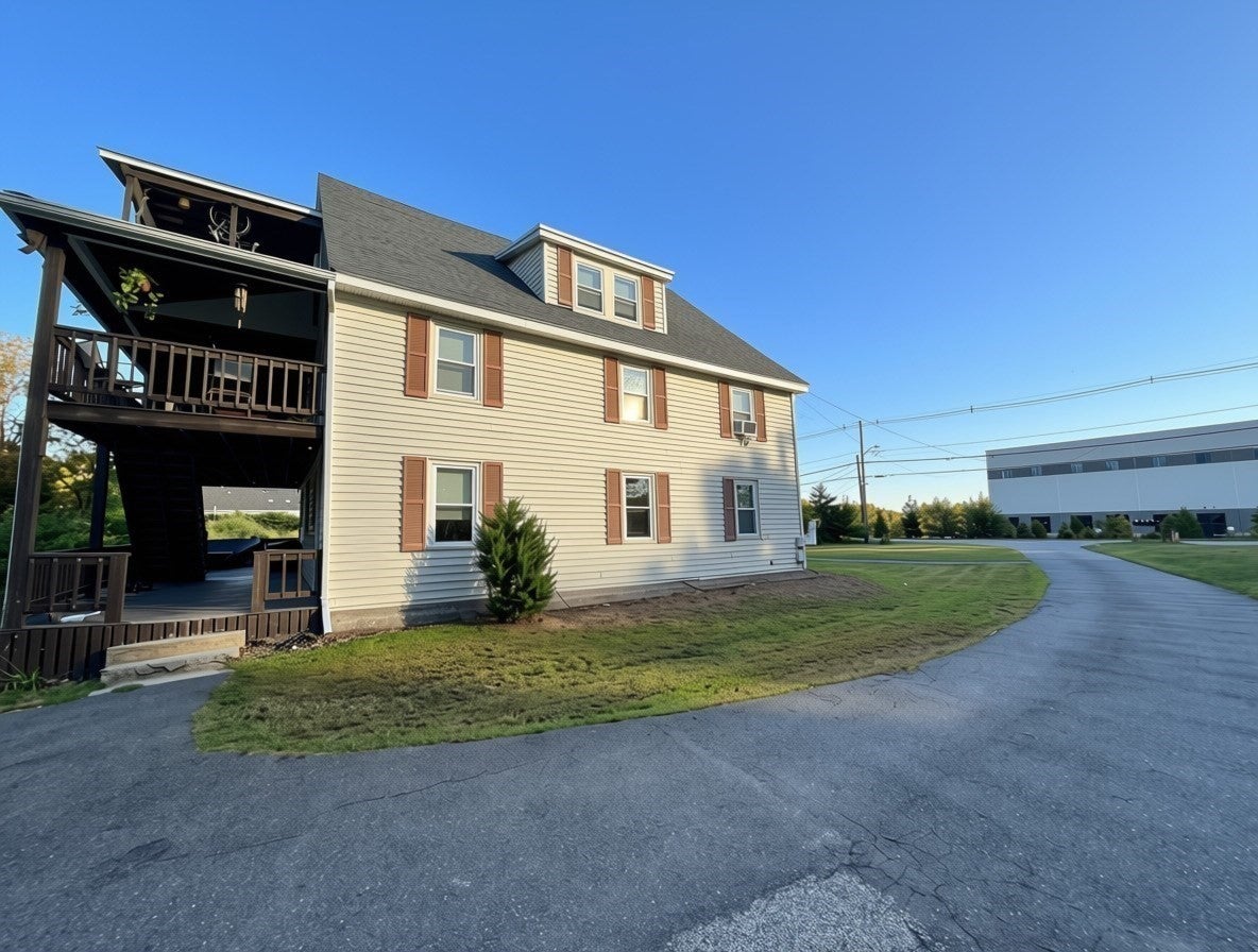 543 Turnpike St 1