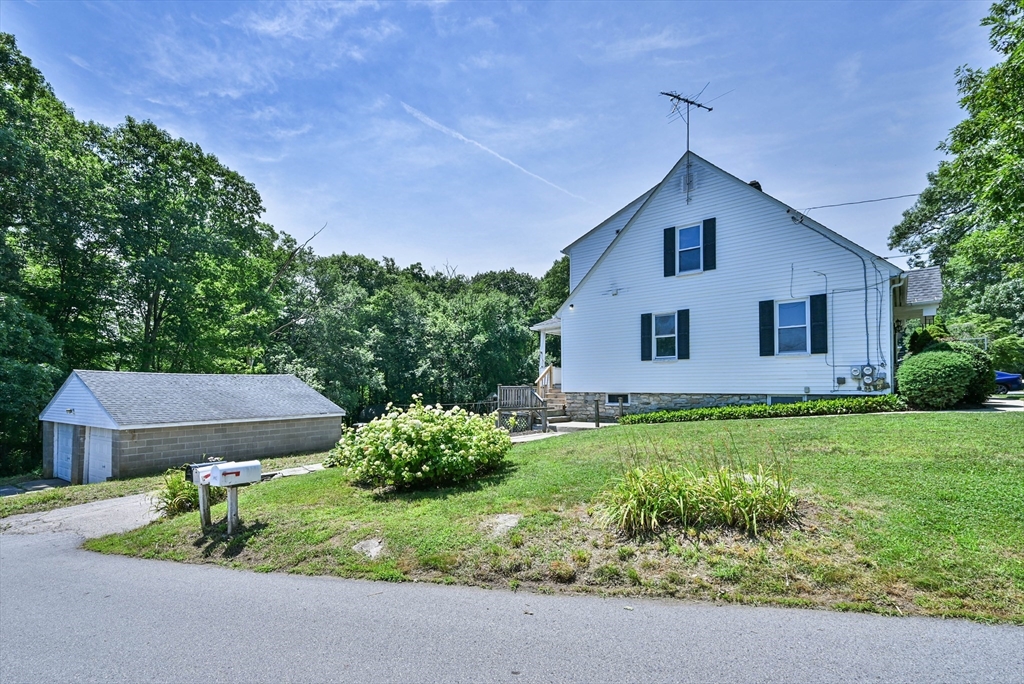 51 New Boston Rd