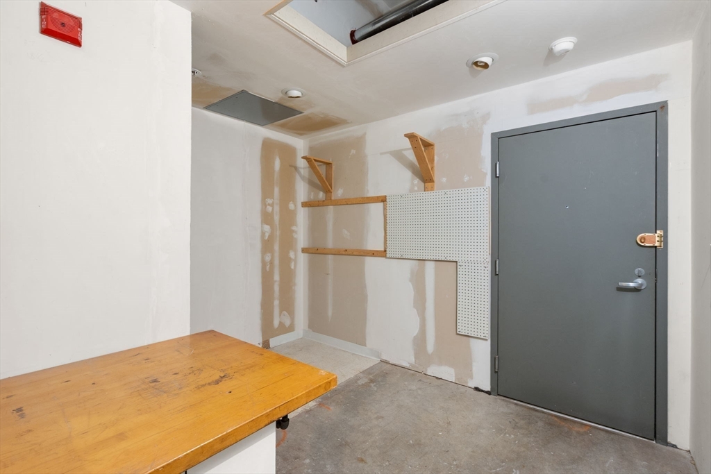 1180-1200 Washington St 114