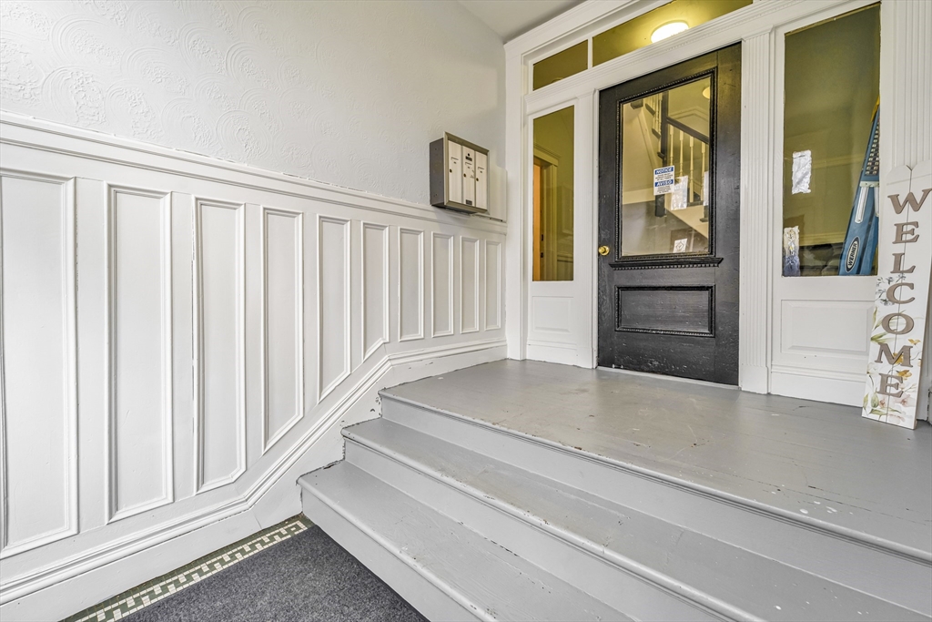 86 Winthrop St 1