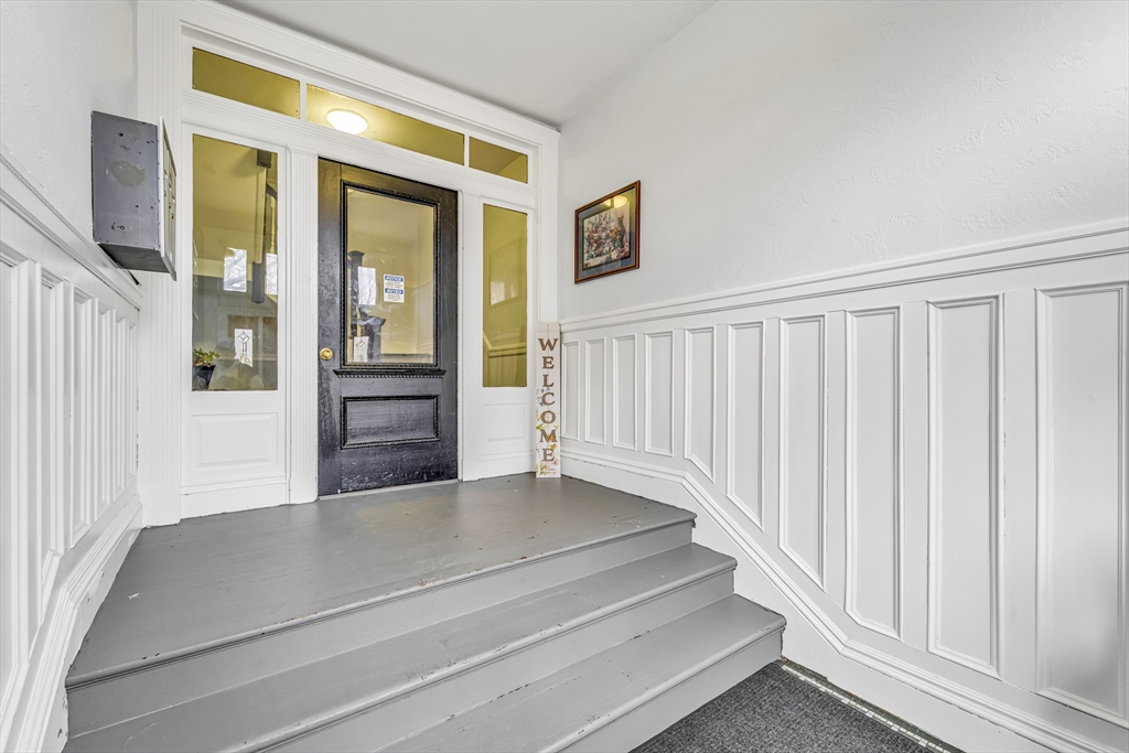 86 Winthrop St 1