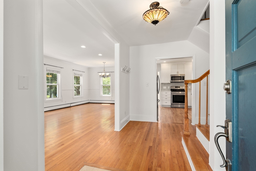 81 Brook Rd