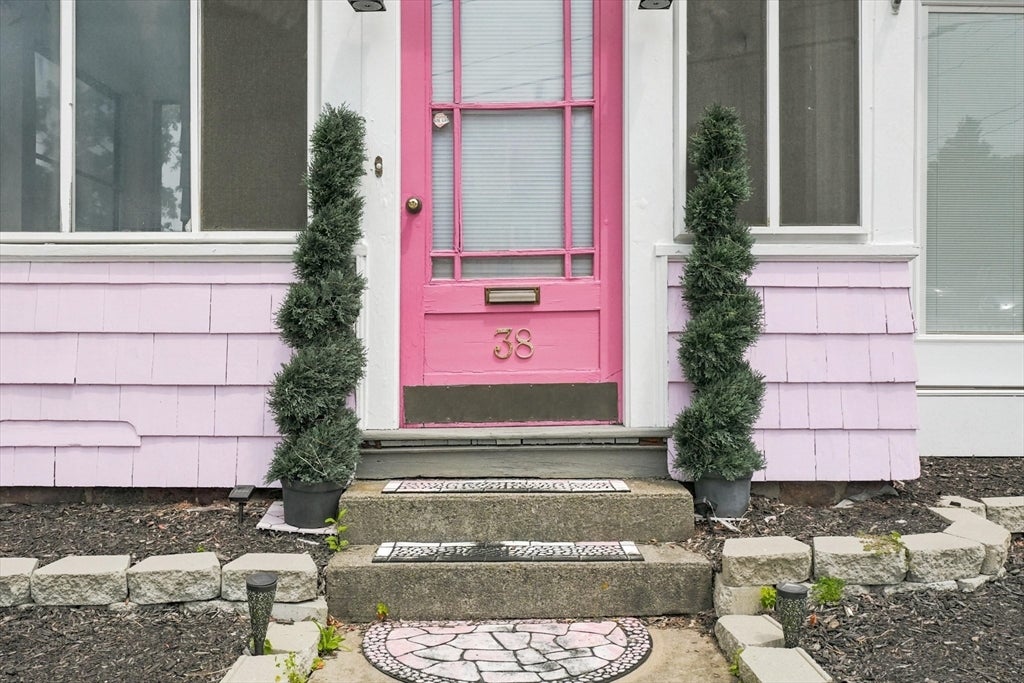 38 Eastman Ave, Swampscott, MA, 38 Eastman Ave, Swampscott, MA Photo #2