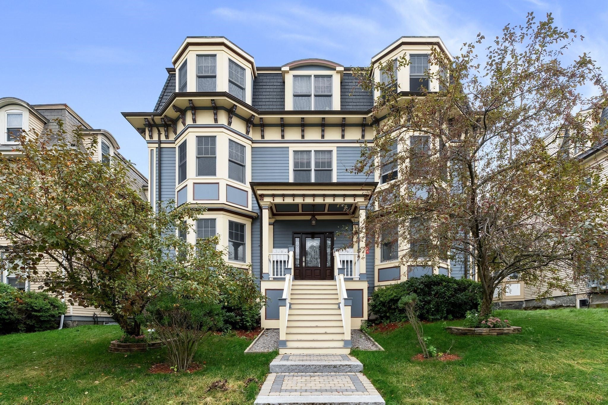 Photo of 87 Dix St, Boston, MA