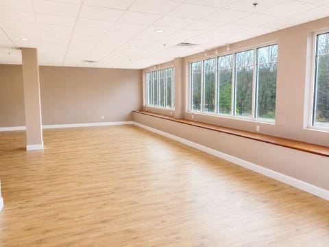 Photo of 1820 Turnpike St #210, North Andover, MA 01845 (MLS # 73551500)