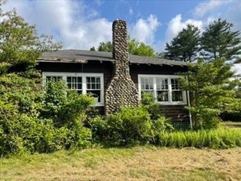 349 Old Fall Rvier Rd, Dartmouth MA 02747
