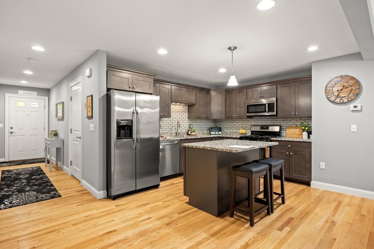 500 Mendon Road #28, Cumberland, RI, 500 Mendon Road #28, Cumberland, RI Photo #6