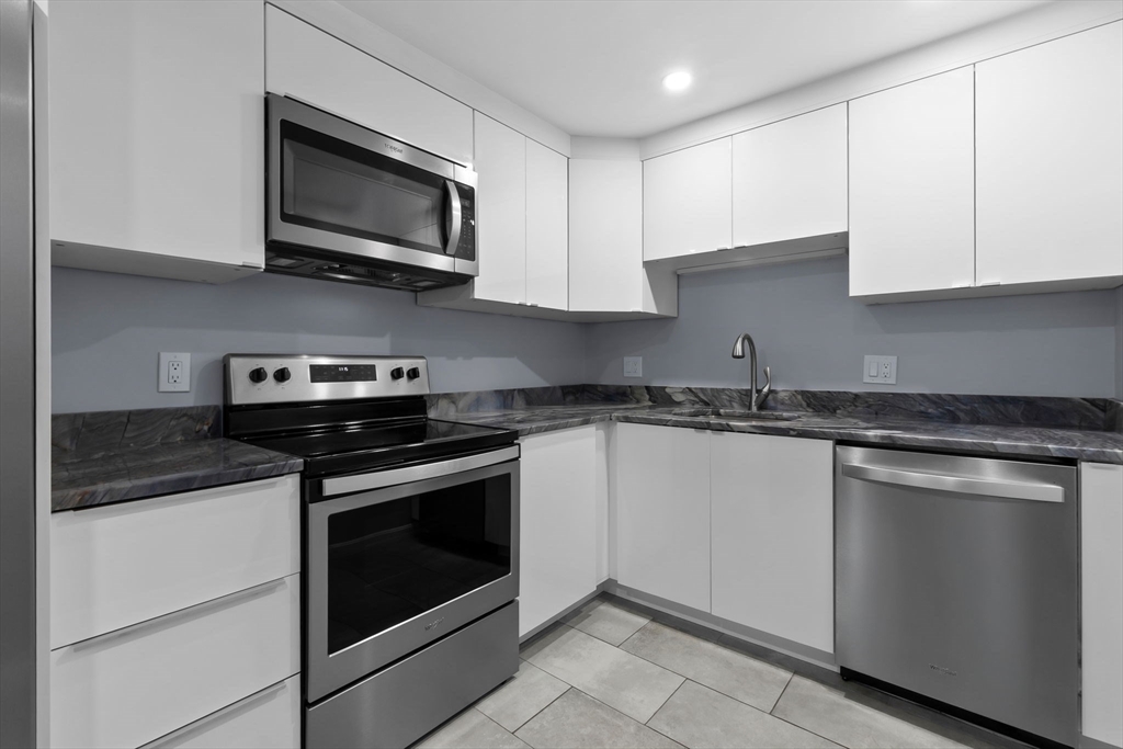 133 Franklin St 503