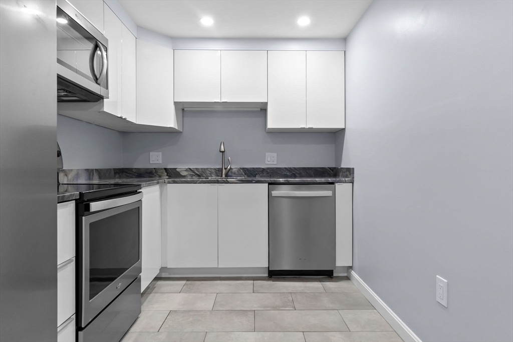 133 Franklin St 503
