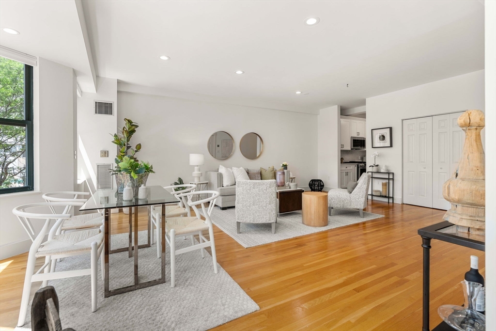 90 Broadway 2C