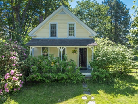 Photo of 10 Dewey St, Bernardston, MA 01337 (MLS # 73533303)