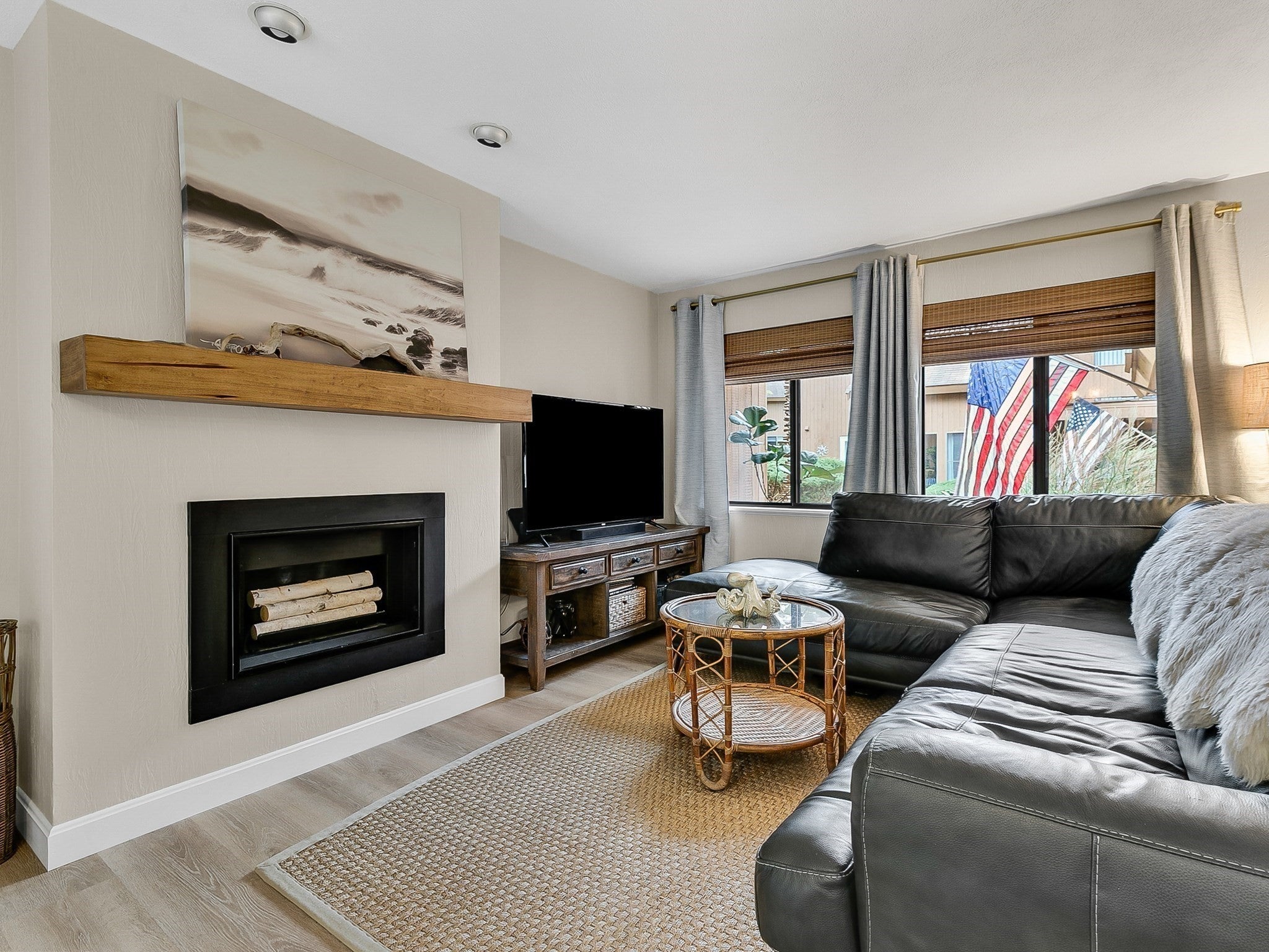21 W Parish Ct 21