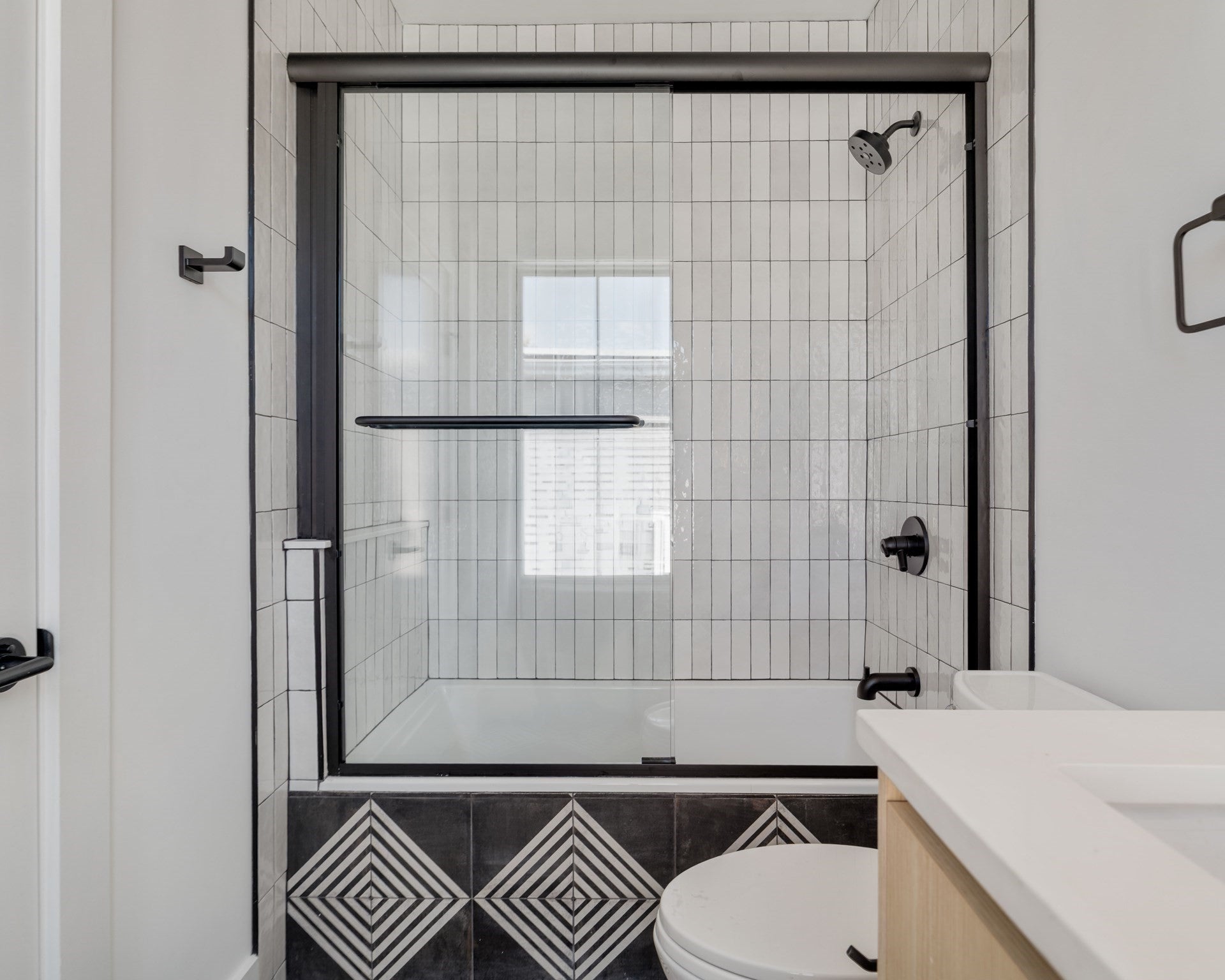 32 Condor St #4A, Boston, MA, 32 Condor St #4A, Boston, MA Photo #28