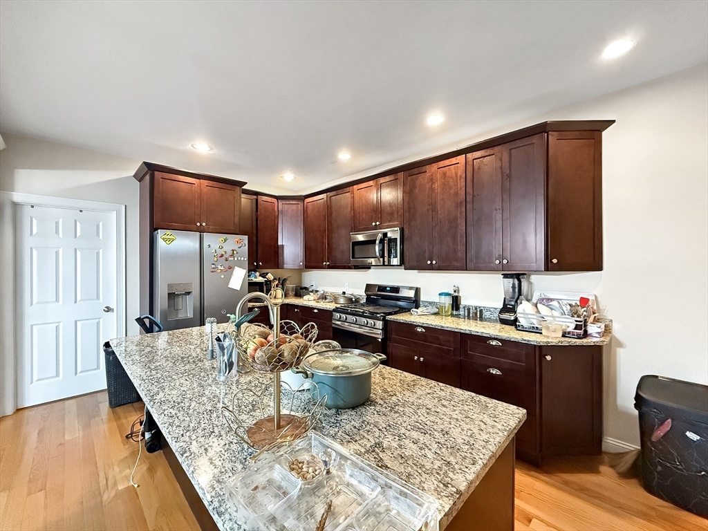 44 Dominion Rd