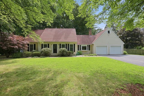 Photo of 471 Porter Rd, East Longmeadow, MA 01028 (MLS # 73560146)