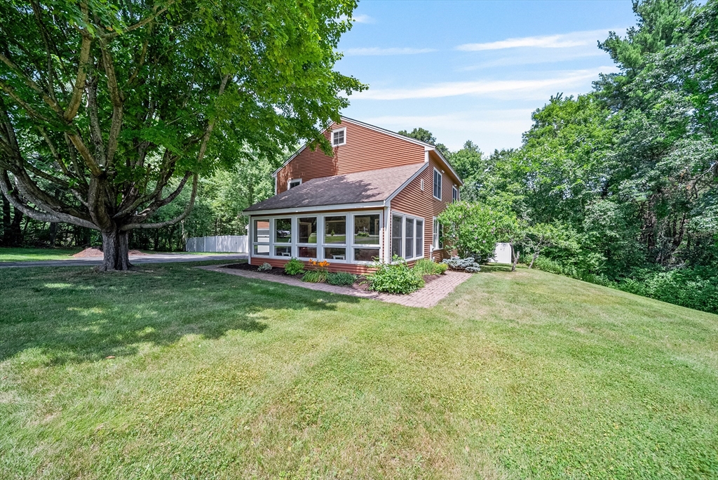 7 Moulton Drive