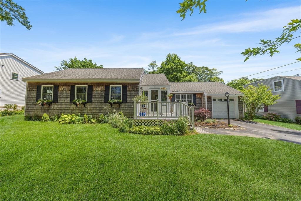 12 Norman Ave