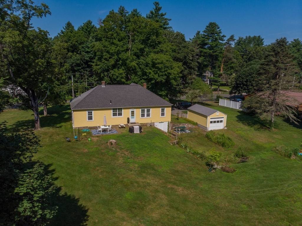 300 N Woodstock Rd