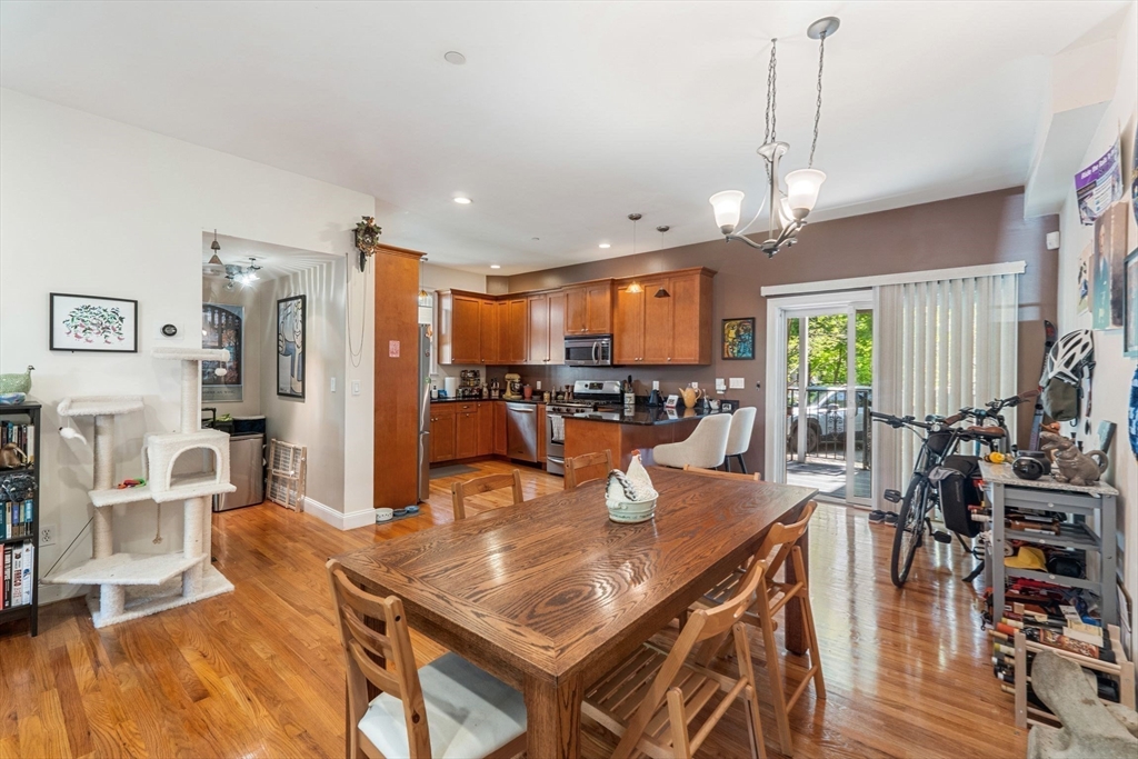 112 Academy Hill Rd 1